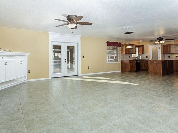 4th image of 6008 Sunset Vista Dr
