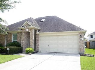 2011 Karsen Dr, Houston, TX 77049