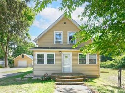 32 8th Avenue, Huntington Station, NY, 11746