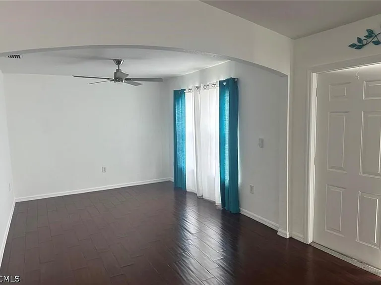 2115 NW 19th Ave — Photo 5