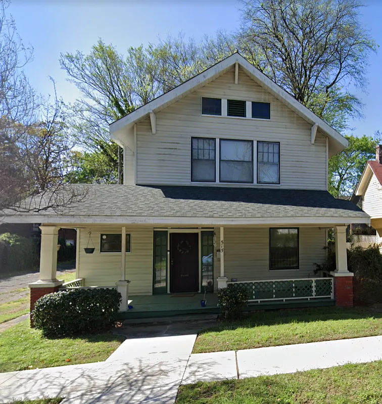 Charming Quapaw Quarter duplex - porch living + walkable convenience — Photo 1