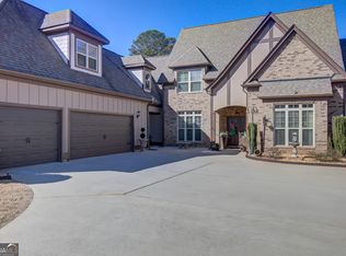 65 Fox Hall Xing W, Senoia, GA 30276