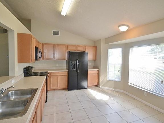 2nd image of 36739 Sundance Dr