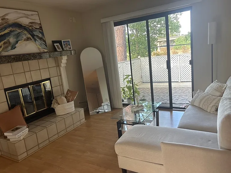 2827 Monument Blvd #2 — Photo 5