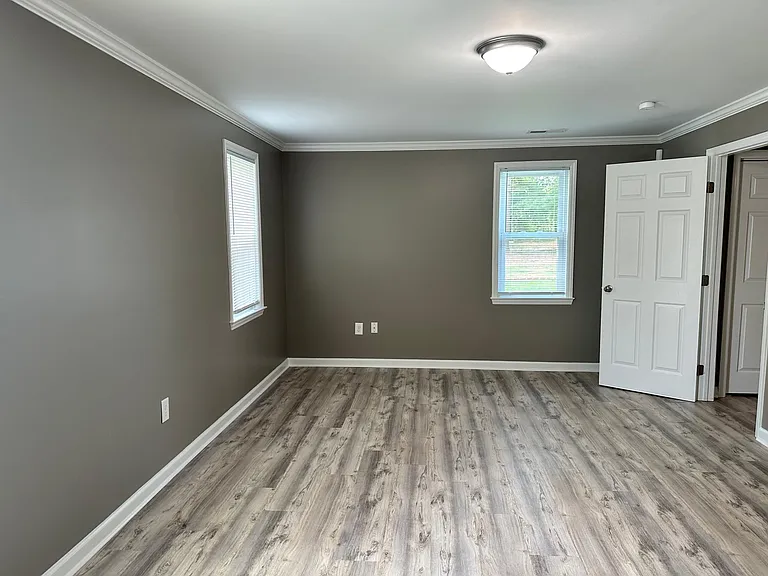 2461 W Clemmonsville Rd #B — Photo 12