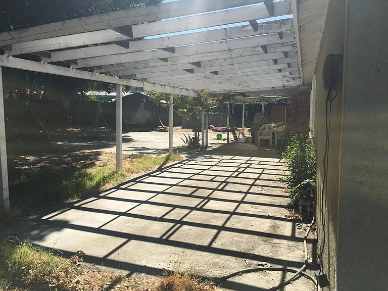 1154 Schaupp Ct — Photo 9