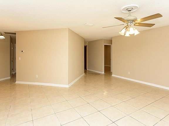 4th image of 3645 W WILSON Boulevard