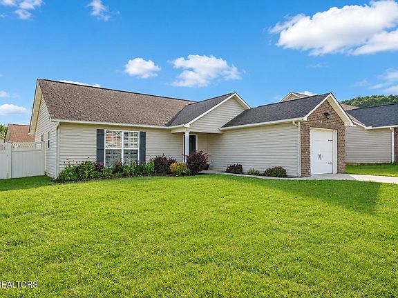 4th image of 2723 Ely Park Ln