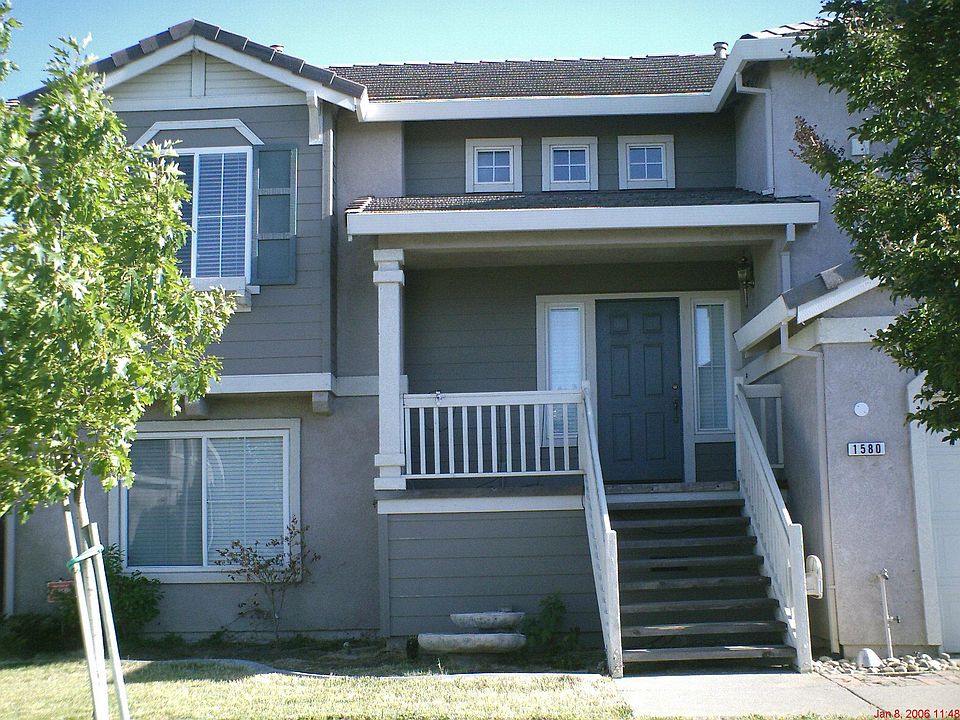 2nd image of 1580 Autumn Valley Way