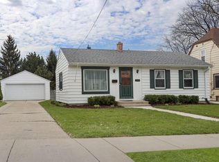 1309 E Warnimont Ave, Milwaukee, WI 53207