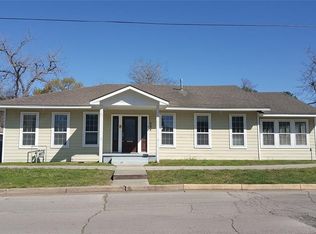 504 W Lewis St, Conroe, TX 77301