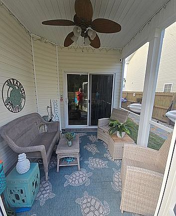 4th image of 370 Frisco Way