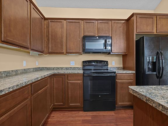 5th image of 24070 Rivers Edge Rd