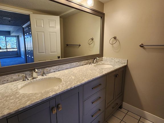 2nd image of 3125 E Kennedy Dr APT 103