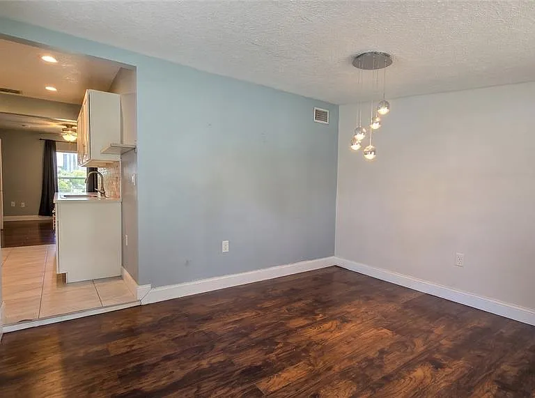 710 Kentucky Ave — Photo 6