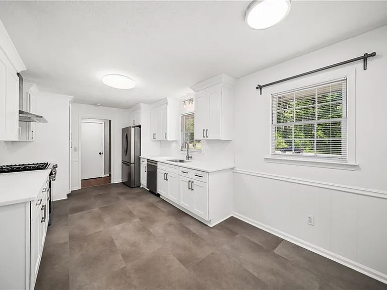 641 Gordon Combs Rd NW — Photo 4
