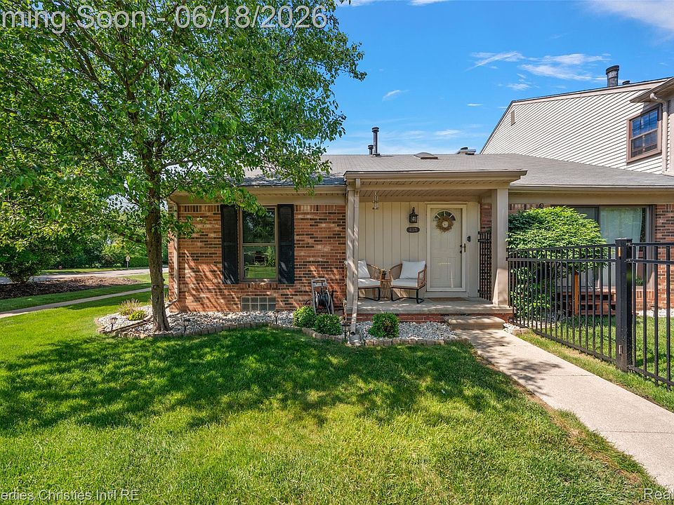 1st image of 41374 Southwind Dr