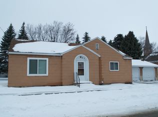 27 Ivy Ave NE, Richmond, MN 56368