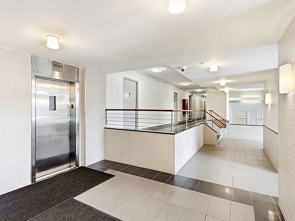 4th image of 880 Colgate Ave APT 11H