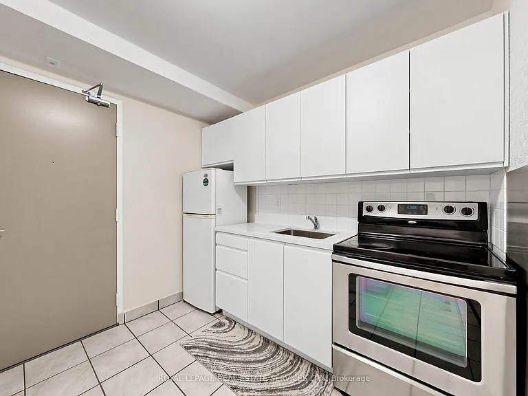 580 Christie St #107 — Photo 12
