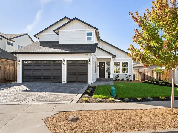 170 Pacific Heights Drive, Santa Rosa, CA 95403