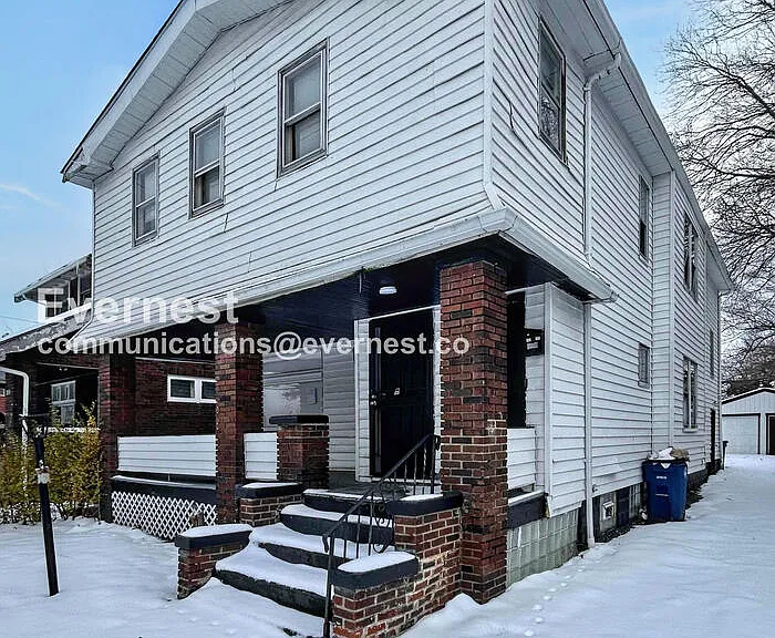 12110 Lenacrave Ave #2 — Photo 3