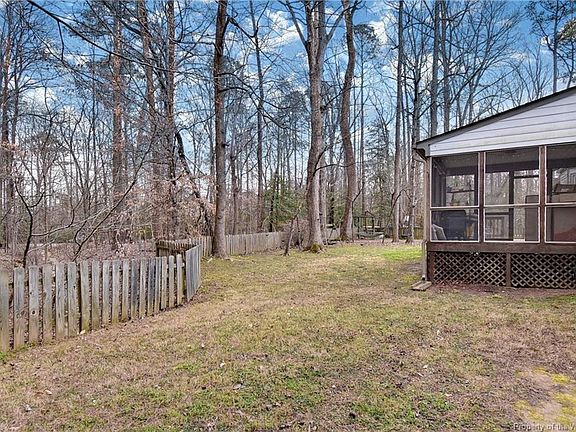 4th image of 3021 Southwold Ct