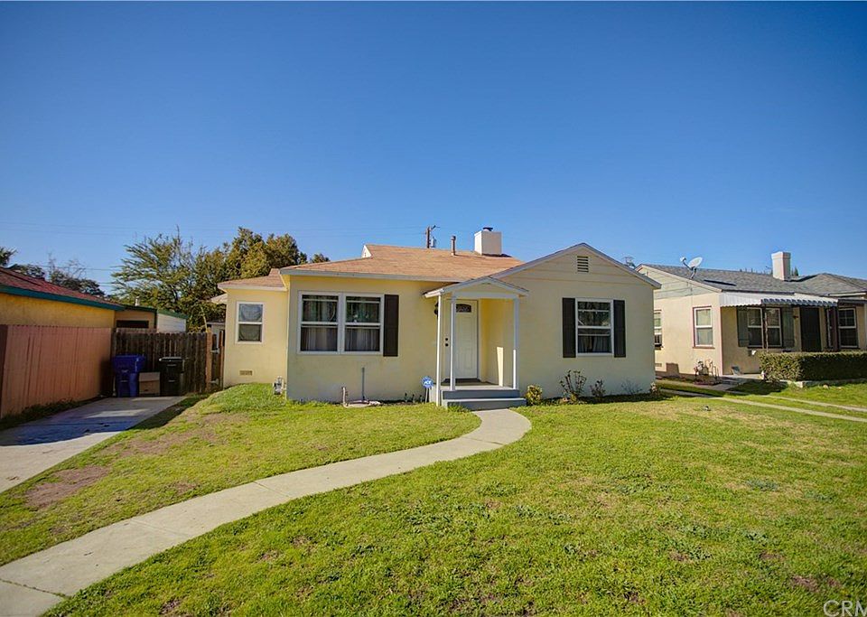 1st image of 2844 N Sierra Way