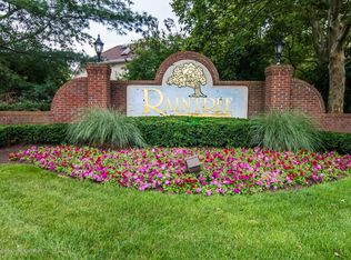 265 Tulip Ln, Freehold, NJ 07728