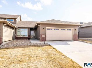 1309 S President Ct, Sioux Falls, SD 57106
