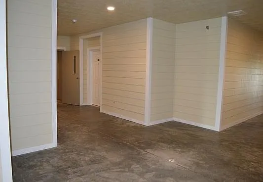 Yankton Heights Apartments — Photo 11