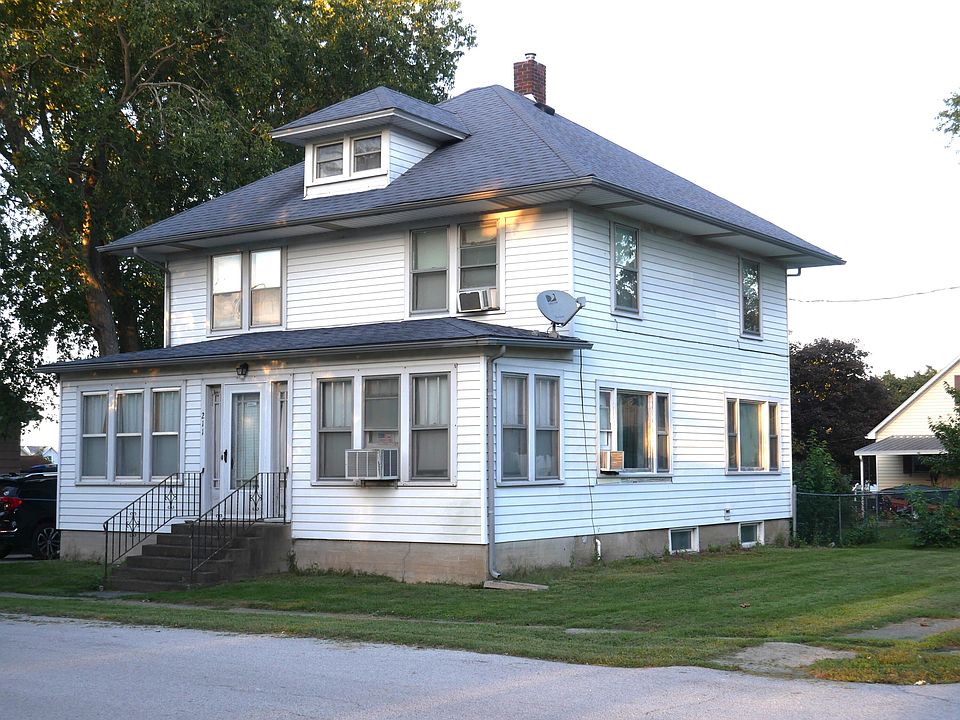 1st image of 211 S Clay St