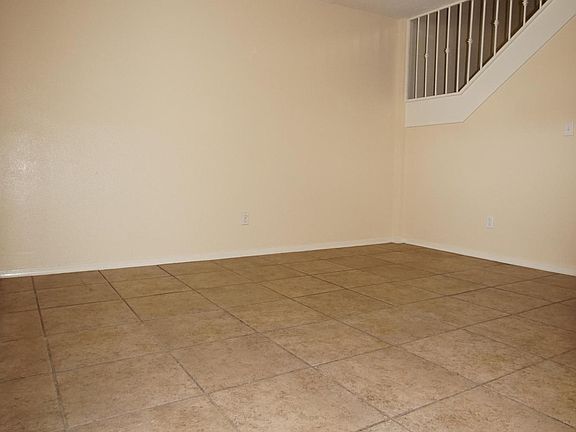 2nd image of 11020 Aqua Ct