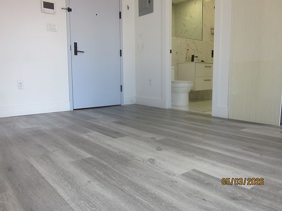 4th image of 428 Wythe Ave #504
