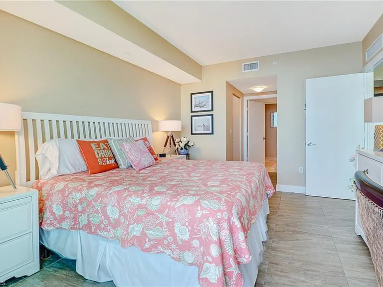 3000 Oasis Grand Blvd #3006 — Photo 13