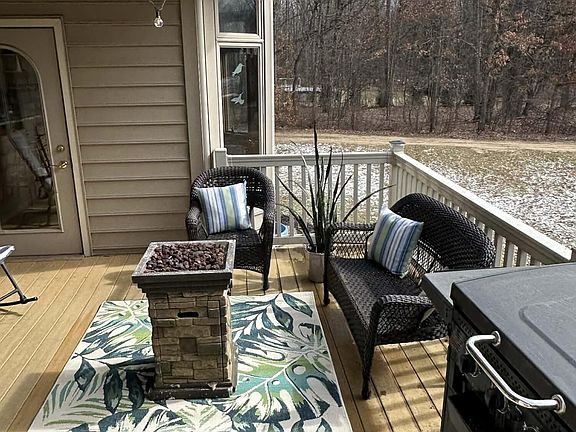 4th image of 2244 Nineteen Mile Rd