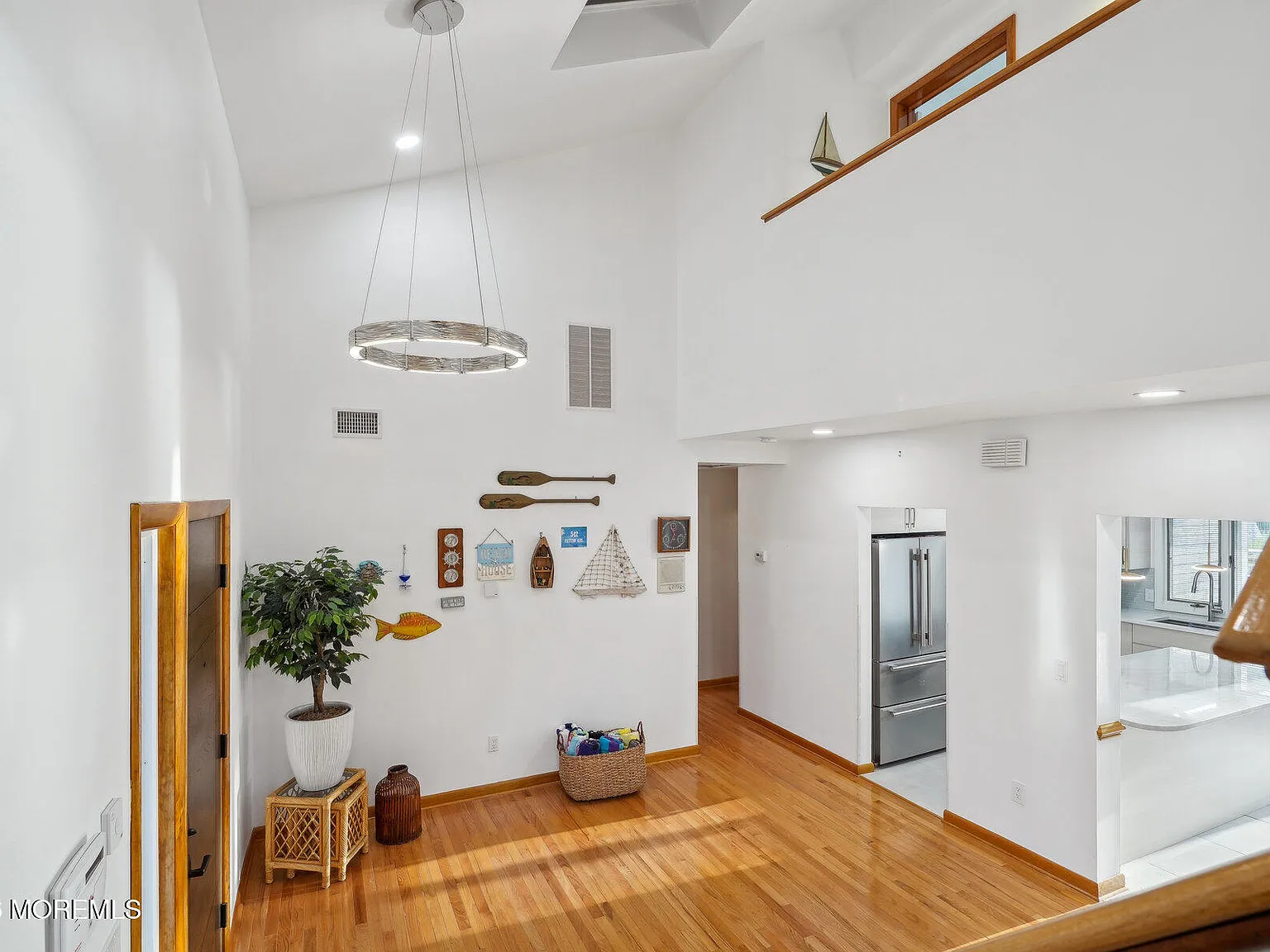 5 bed, 2209 sqft, $32,000 — Photo 4