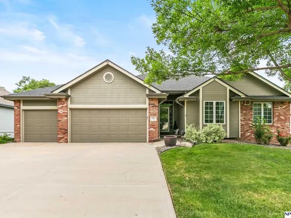 7117 S 151st St, Omaha, NE 68138