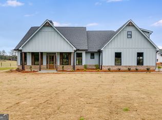 628 Ridge Rd, Dallas, GA 30157