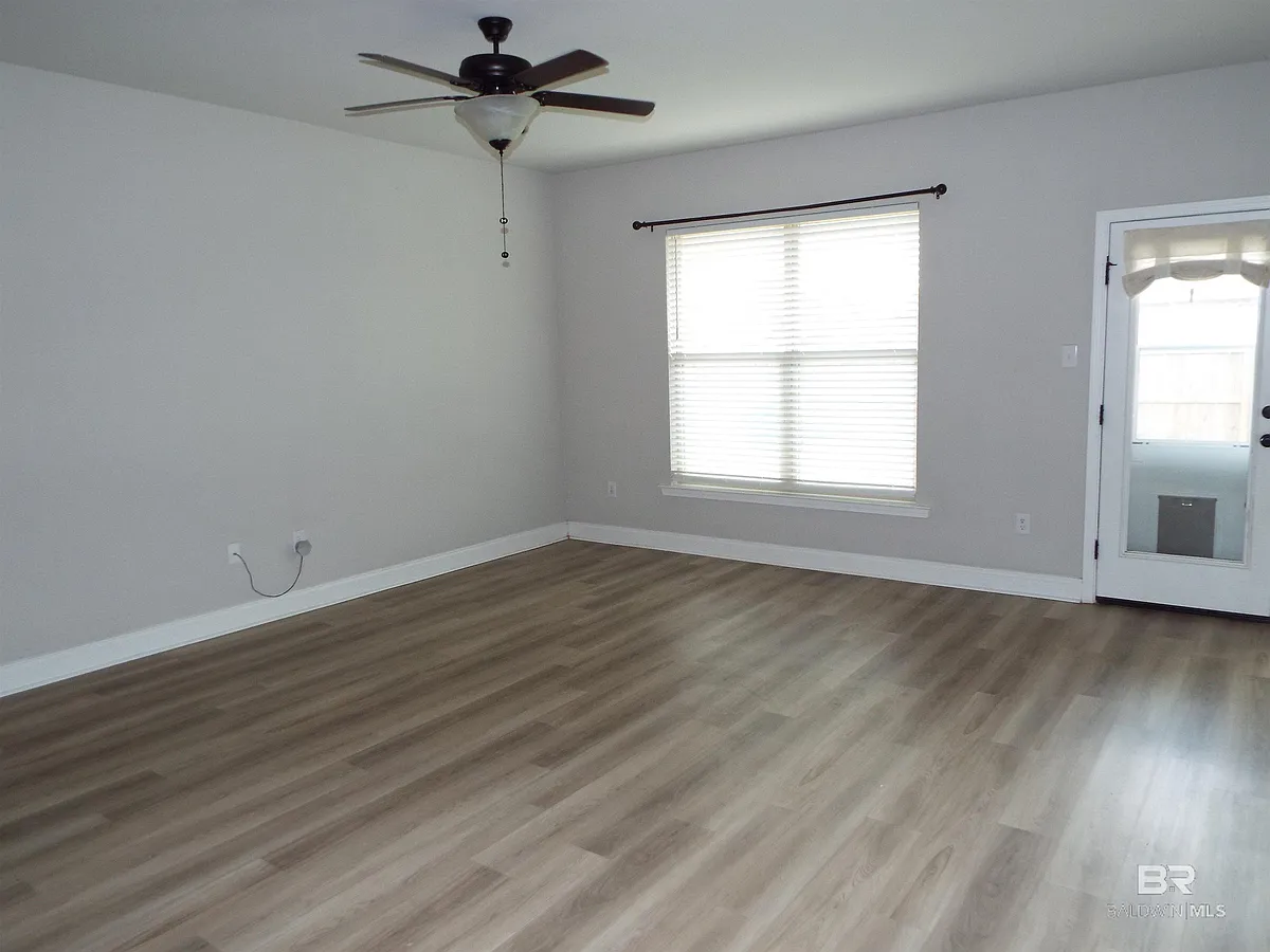 Building Photo - 14720 Chenin Blanc Dr