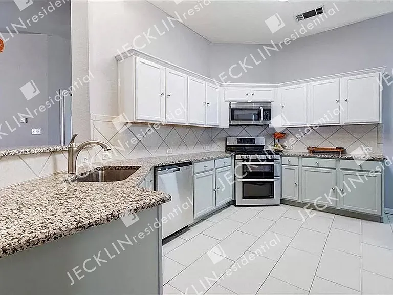 2415 Candle Ridge Trl — Photo 12