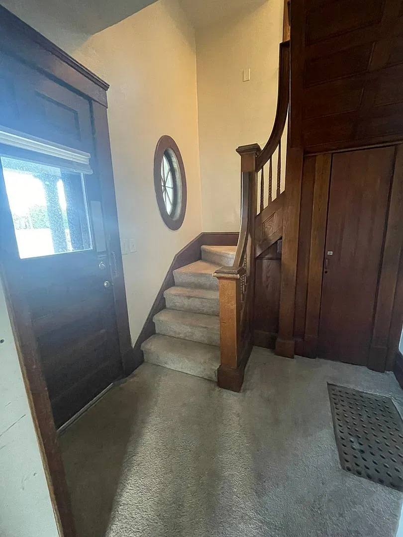 1121 Packard St. — Photo 2