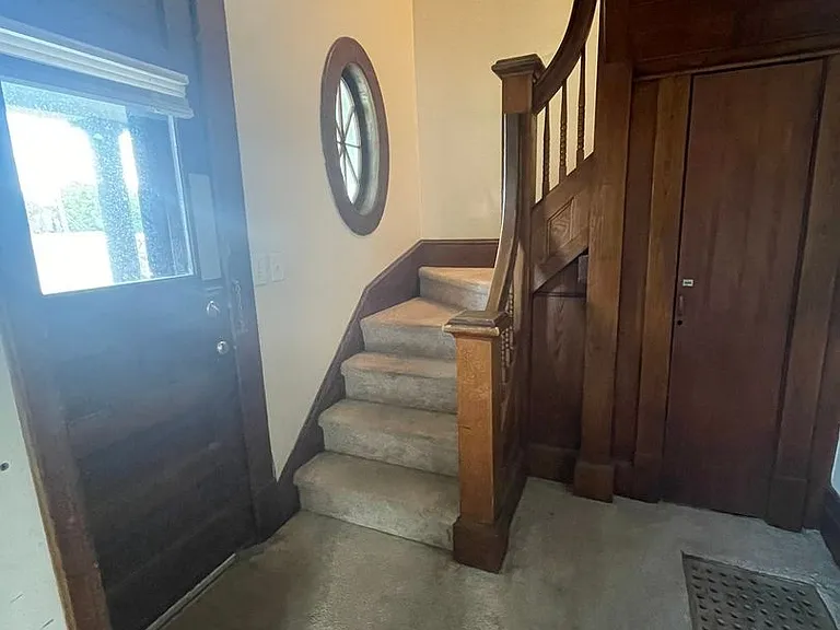 1121 Packard St — Photo 12