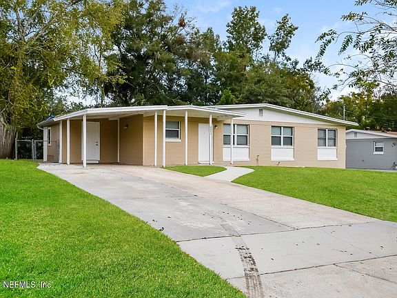 3rd image of 6849 SNOW WHITE Drive