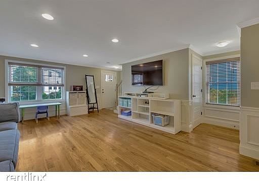 11 Walnut St. #11 Arlington Shared Unit Photo 3