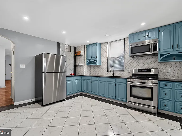 3445 Harwell Ave — Photo 6