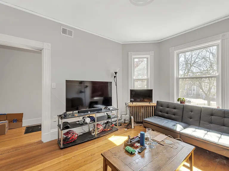 25 Edison Grn #2 — Photo 4