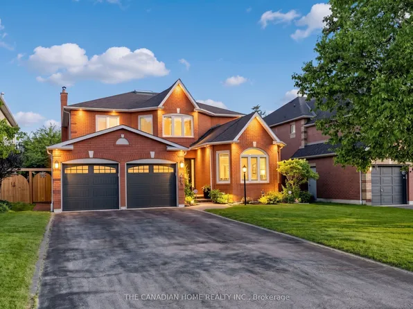 19 Wigston Ct, Whitby, ON L1R 2B9