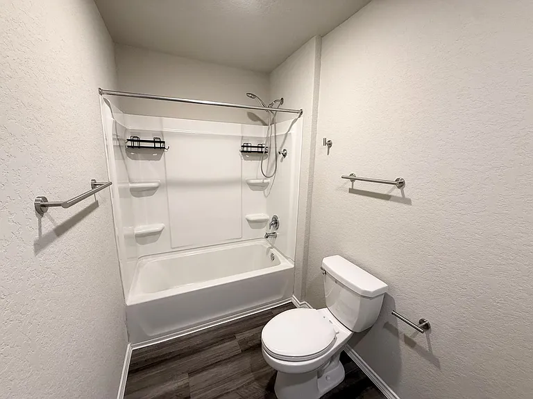 10310 Waverunner — Photo 21
