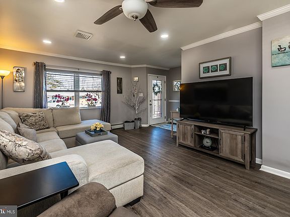 4th image of 3634 Topaz Dr